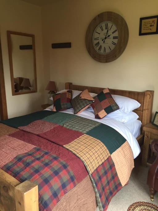 Bumbleberry Cottage Gresford Екстер'єр фото