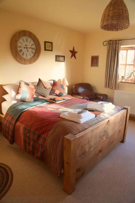 Bumbleberry Cottage Gresford Екстер'єр фото